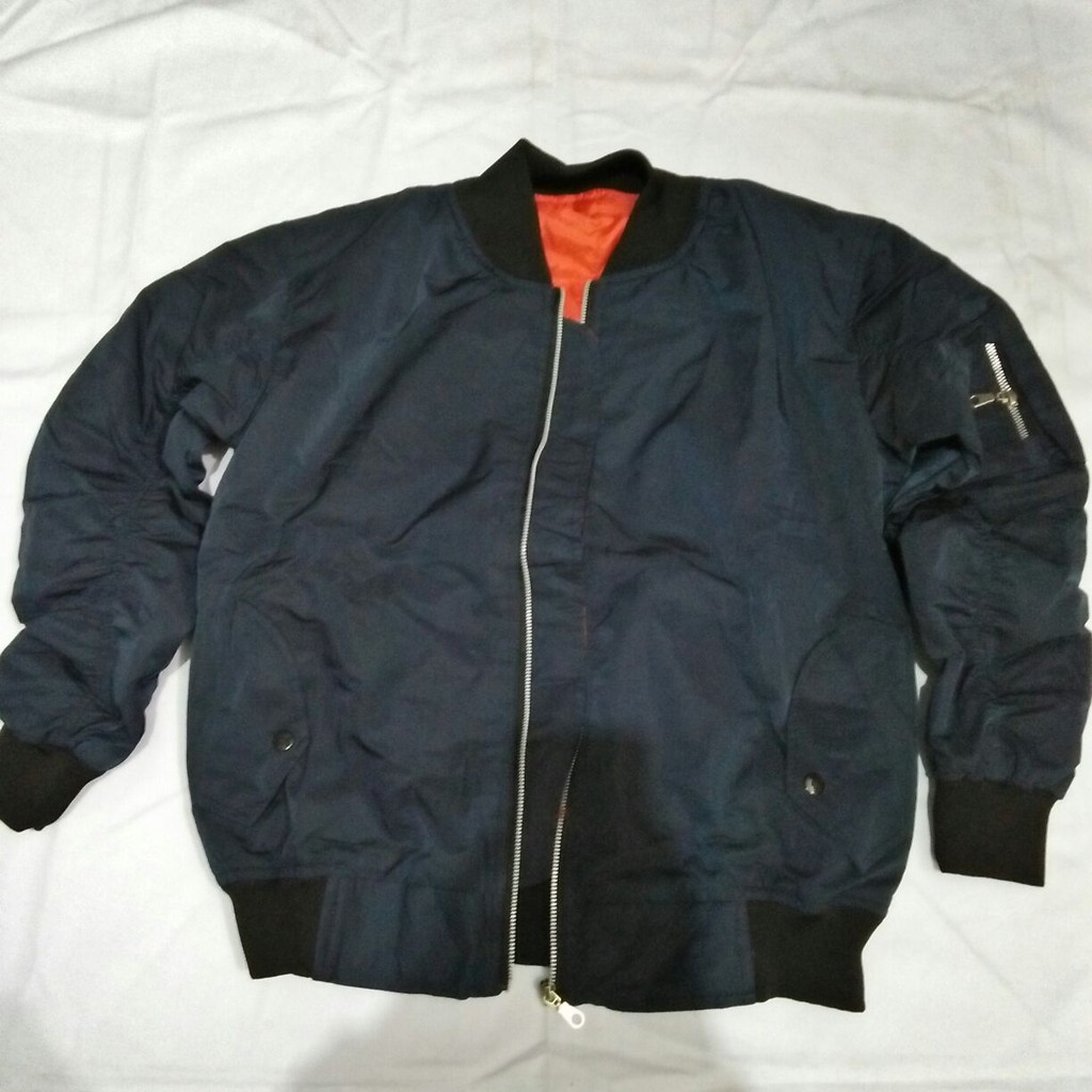 jaket bomber navy, material scot resleting besi