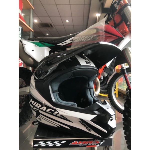 Helm RSV AHRS Mirach white black
