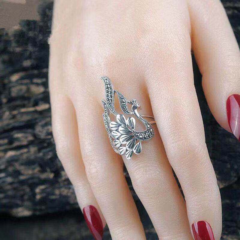 Cincin Model Terbuka Desain Bulu Merak Gaya retro Eropa Amerika adjustable Untuk Wanita