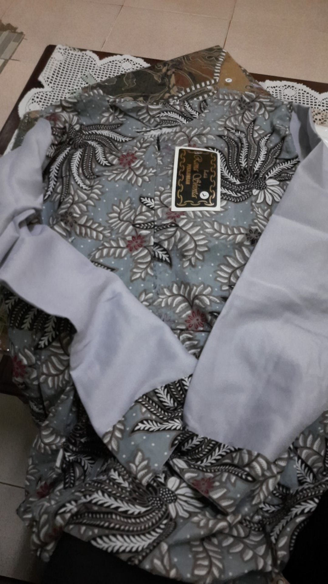 Atasan Batik Wanita Kerja Dolby Dolbi Dobby Doby Modern Dan Terbaru 2020