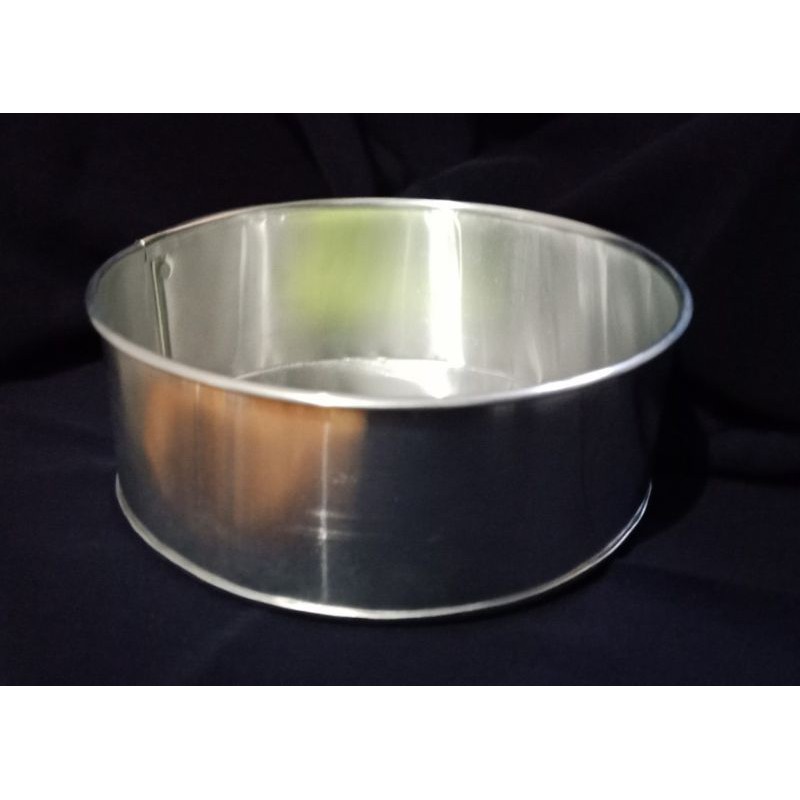 Loyang bulat diameter 18 cm tinggi 7 cm