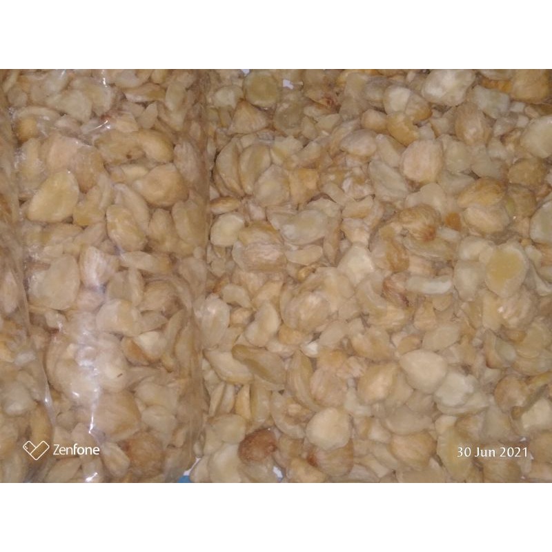 

Kemiri pecah 100 gram