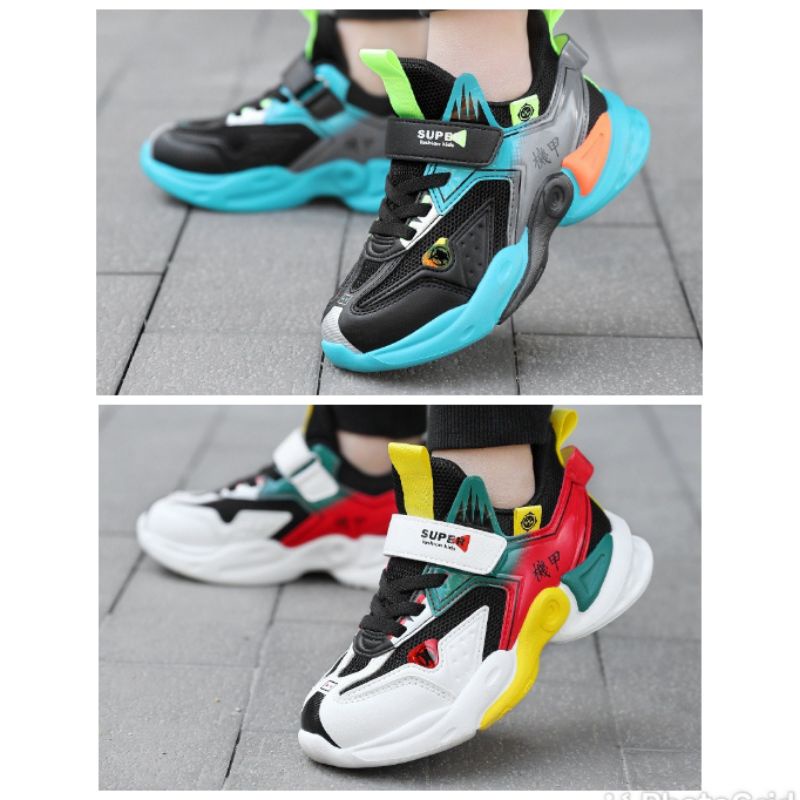 sepatu sneaker kets sport running olahraga besar hitam putih fashion distro keren impor korea kulit 