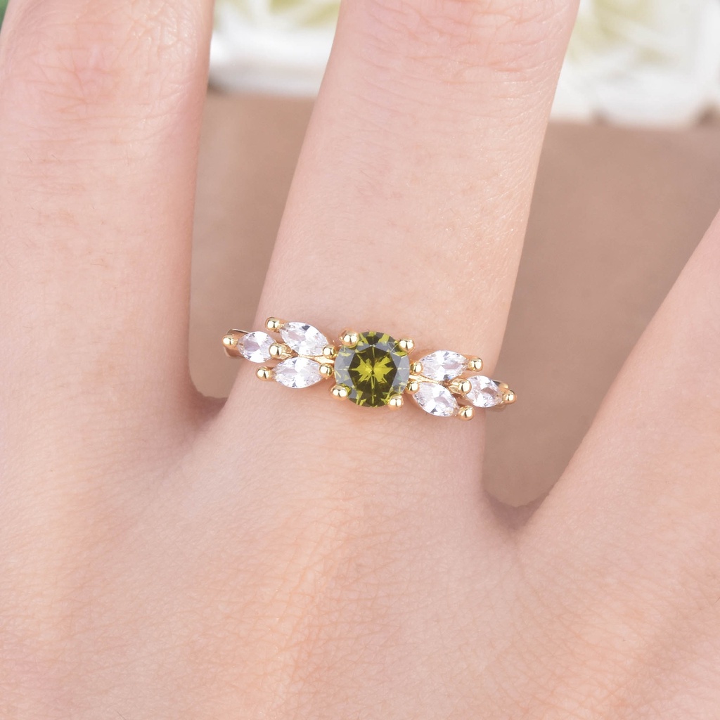 Korea Vintage Sederhana Peridot Berlapis Emas S925 Sterling Silver Zircon Wanita Fashion Perhiasan Mewah Pernikahan Pertunangan Rings Teleskopik Ukuran