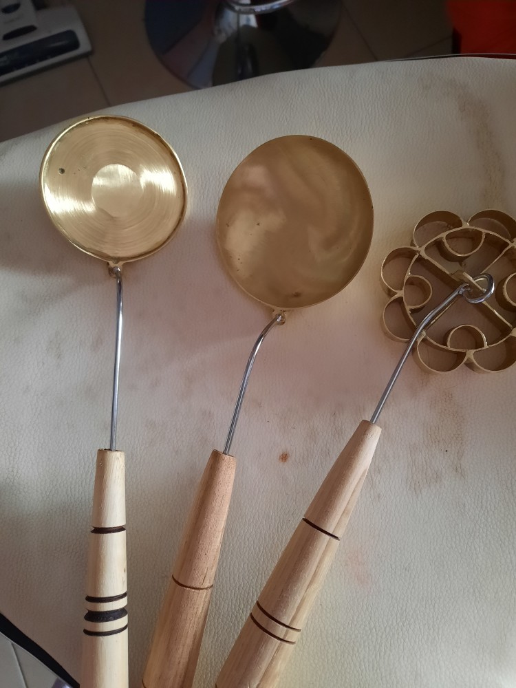 Cetakan Bakwan Anti Lengket Bulat 9 Cm Shopee Indonesia