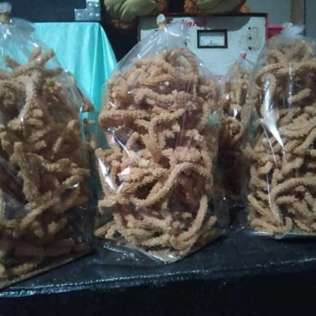 

Kue akar kelapa khas padang 1/5 kg