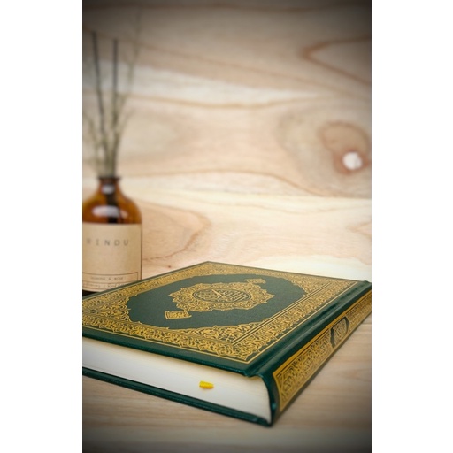 Mushaf Al Quran Madinah Original 100%, Asli Ukuran Standar  20x14cm