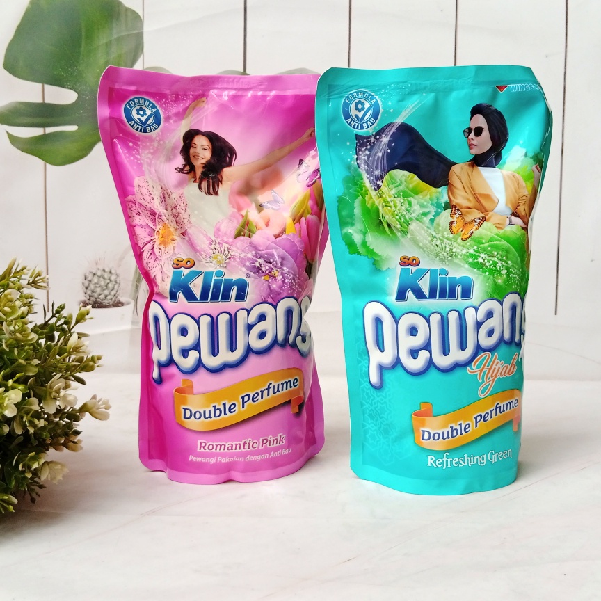 So Klin Pewangi Double Perfume Pouch 800/900ml