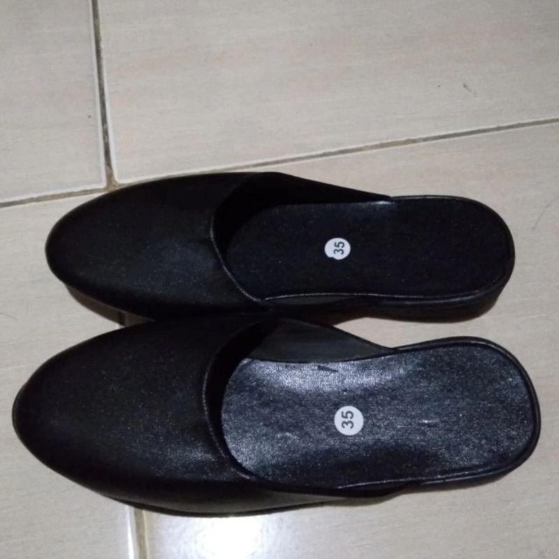 Sandal Slop Hitam Adat Jawa