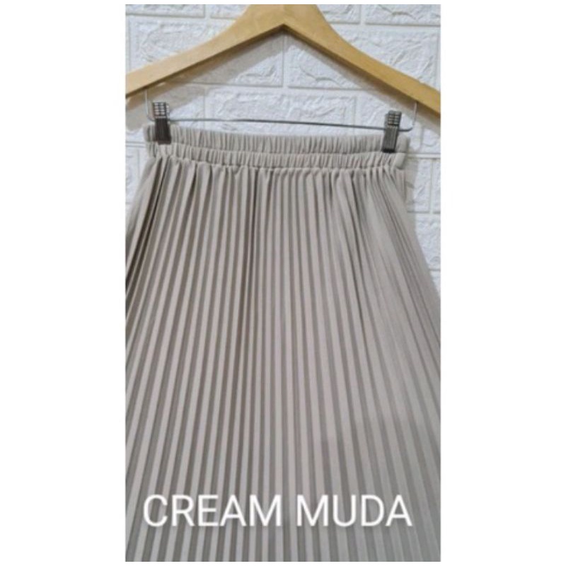 CELANA KULOT PLISKET PREMIUM JUMBO M FIT TO XXL-stok k0song