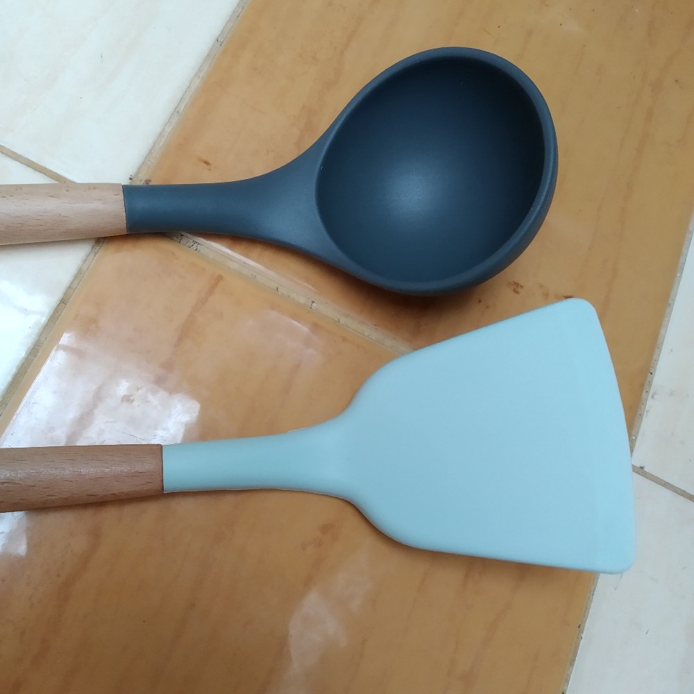 Orinoco Alat Masak Sutil Silicone Solid Turner / Tahan Panas Anti Leleh / Or-203a Tosca