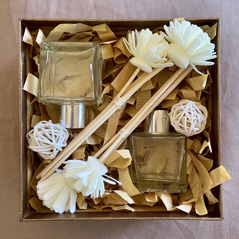 

Hampers Double Diffuser (Wedding/Birthday/Engagement/Christmas/Graduation/Idul Fitri/Idul Adha etc)