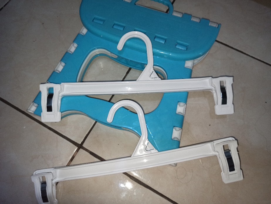 Hanger Jepit  Gantungan Baju Anak 25cm Bahan Plastik