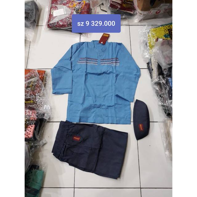 Dannis Koko Anak Biru