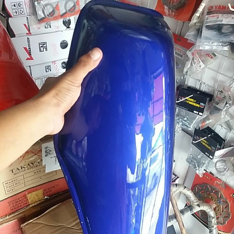 tangki Rx king biru