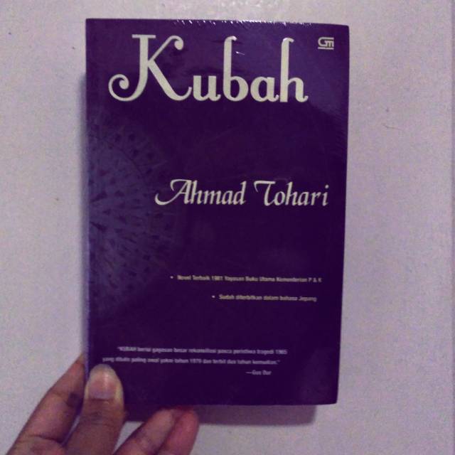 Kubah - Ahmad Tohari
