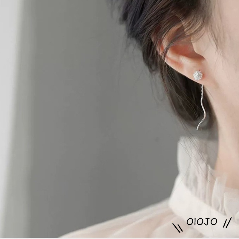 Anting Putih Baru Daisy Dandelion Fashion Wanita Sederhana Hadiah Perhiasan Telinga - ol