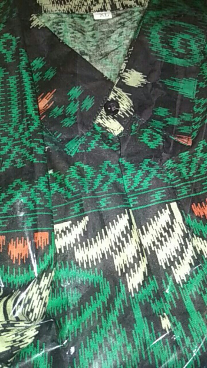 Baju Batik Hijau Ketjubung