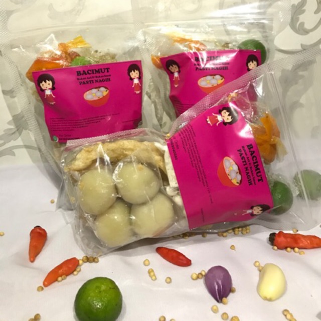 

BACIMUT by Puteri Julia