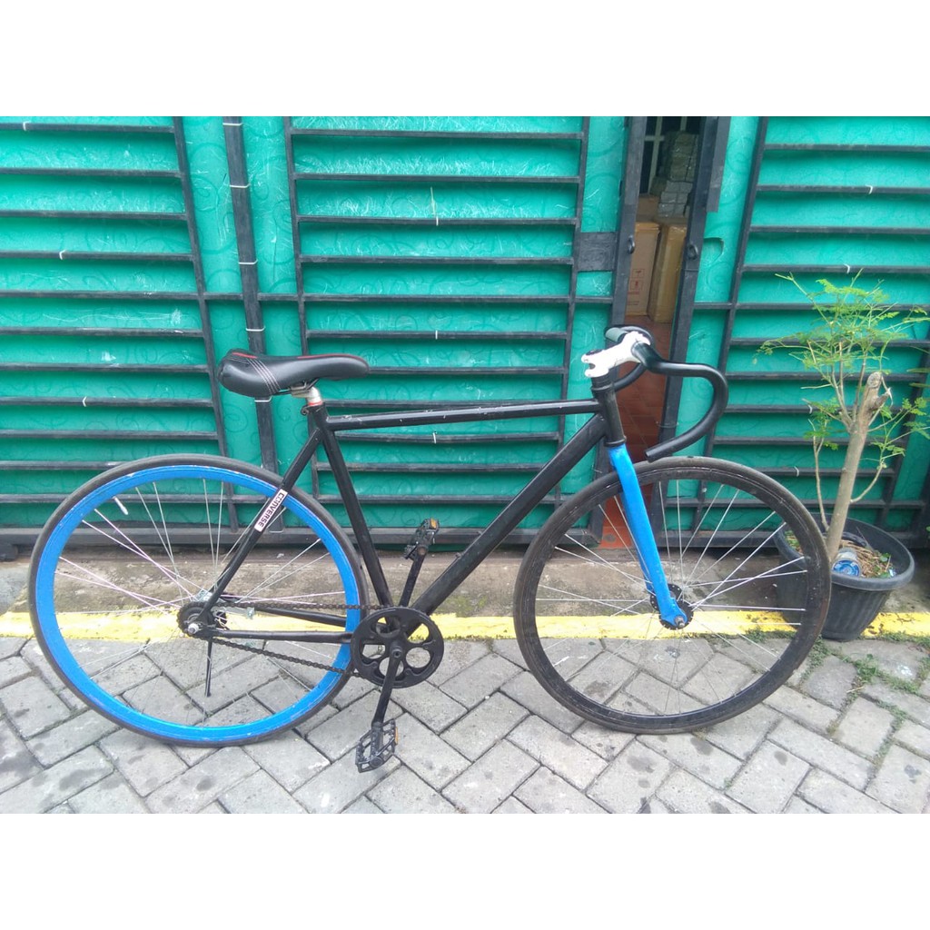 Fixie United Soloist