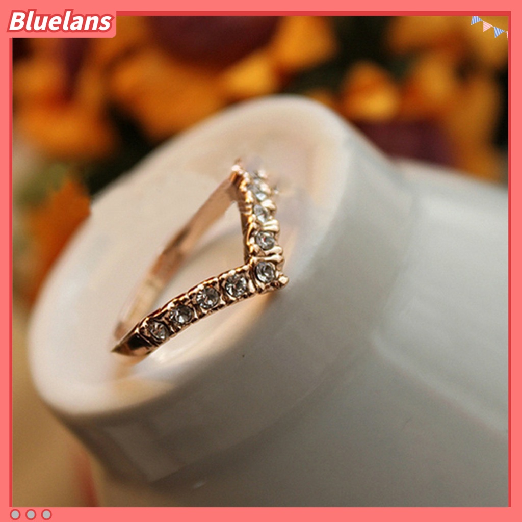 Bluelans Cincin Berlian Imitasi Bentuk V Gaya Elegan Untuk Wanita