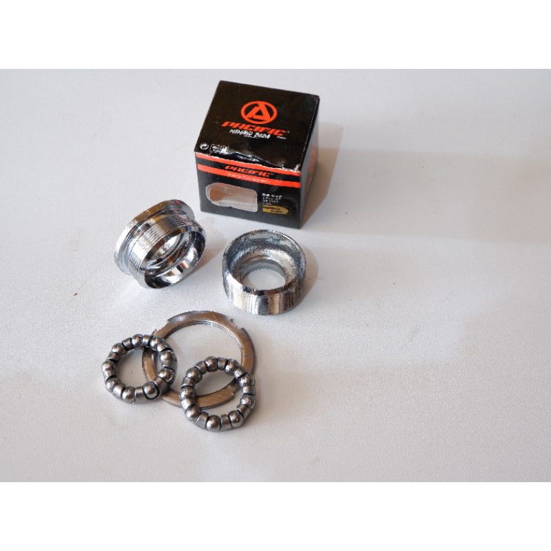 KOM GIR GEAR TENGAH BB CUPS/MANGKOKAN TENGAH/ENGKOL SEPEDA 26 MINI,MTB,LIPAT,JENGKI (KOMPLIT)PACIFIC