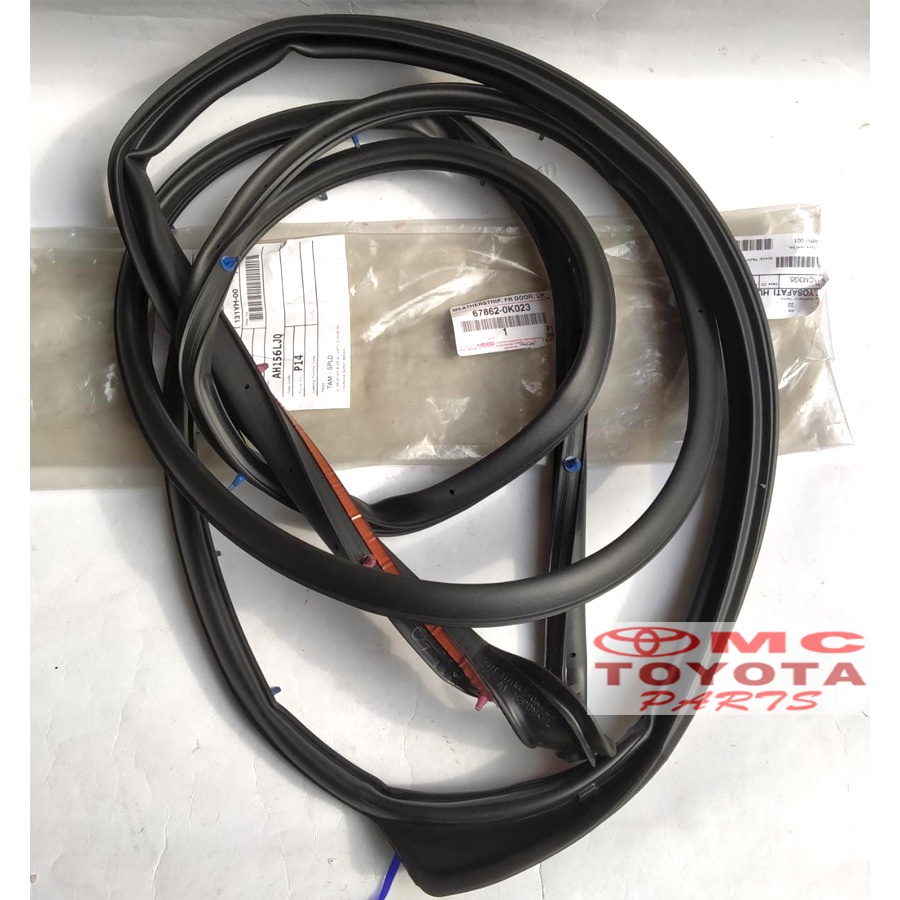 Karet Pintu Depan Kiri Hilux Single Cabin 67862-0K023