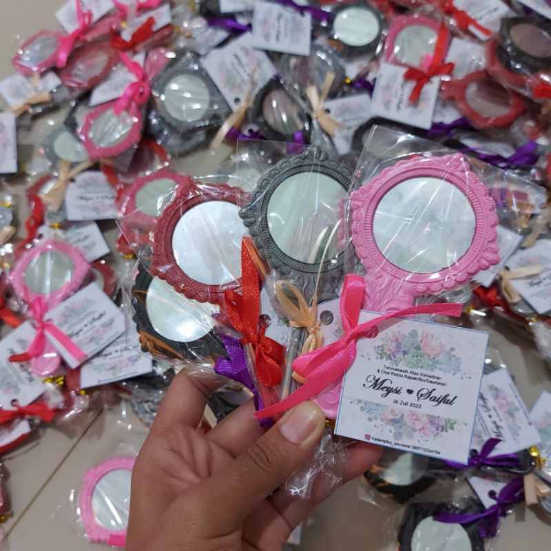 SOUVENIR CERMIN KACA BULAT MINI WARNA BONUS KARTU UCAPAN TERIMAKASIH