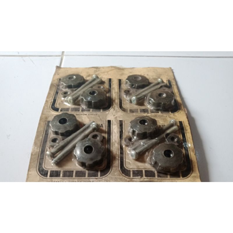 baut cover body yamaha v75-v80