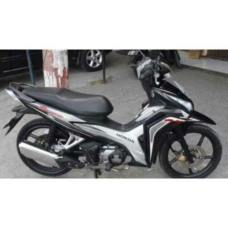 striping Honda BLADE 2011