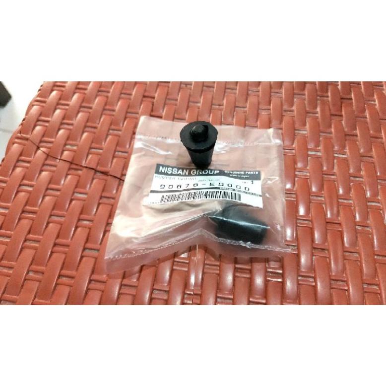 Karet Penahan Pintu Bagasi Stopper Pintu Bagasi Grand Livina