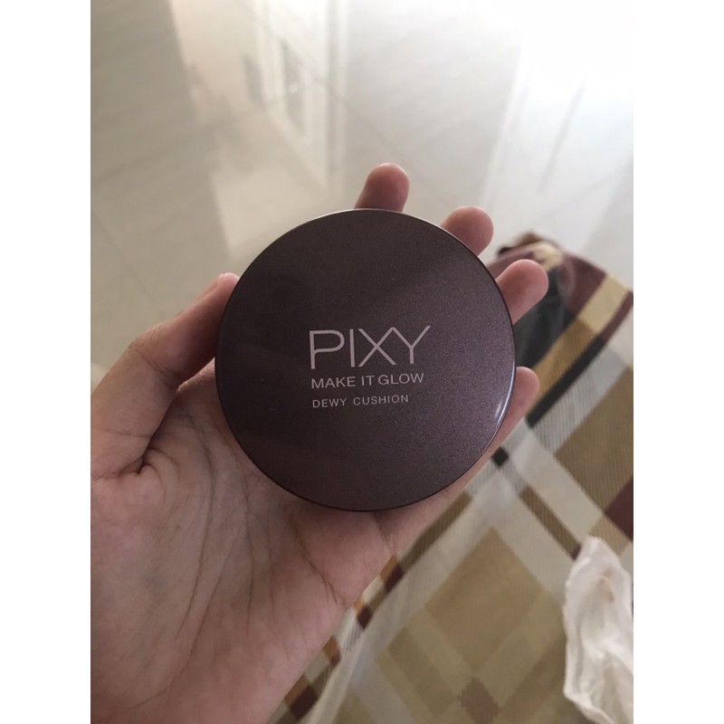 Preloved Pixy Make it Glow dewy cushion 301 Medium Beige