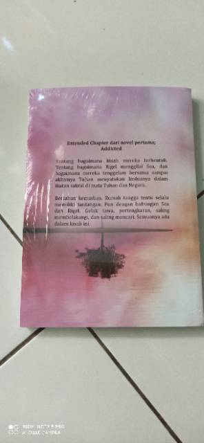 Novelet Rei&amp;Sea Addicted by Clarisa Yani