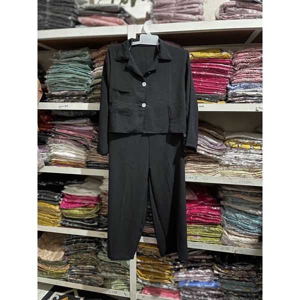 ONE SET CROP TOP BLEZER || KEMEJA CROP CRINGKLE || SET WANITA-HITAM