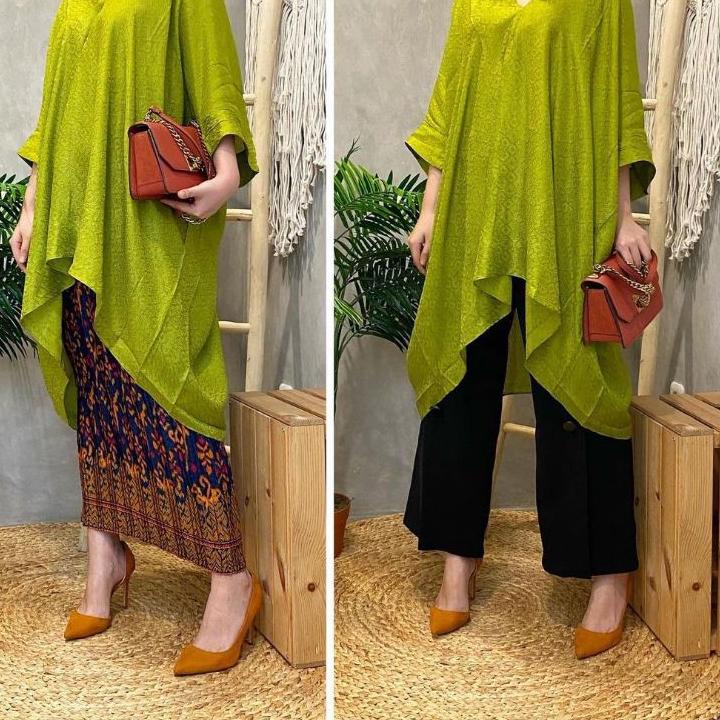 Stok terbatas.. tunik Aruna / tunik batik / blouse viscos batik (HANYA ATASAN)