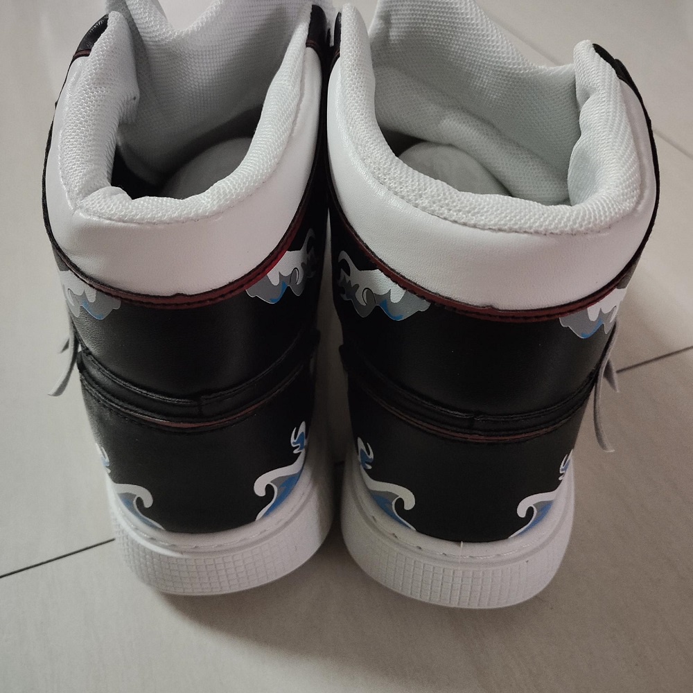 Import Anime One Piece Monkey D Luffy Kets Sport Keren Sepatu Pria Running Sneaker Tinggi Kekinian Cosplay Murah 197