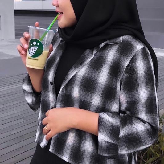 BEFAST - ZEC OOTD Kemeja Wanita AMBAR / Aprina Hilow Crop Shirt / Kemeja Hem Kotak-Kotak / OOTD Wanita Ala Style Korean / Kem Lengan Panjang / Kemeja Crop Wanita