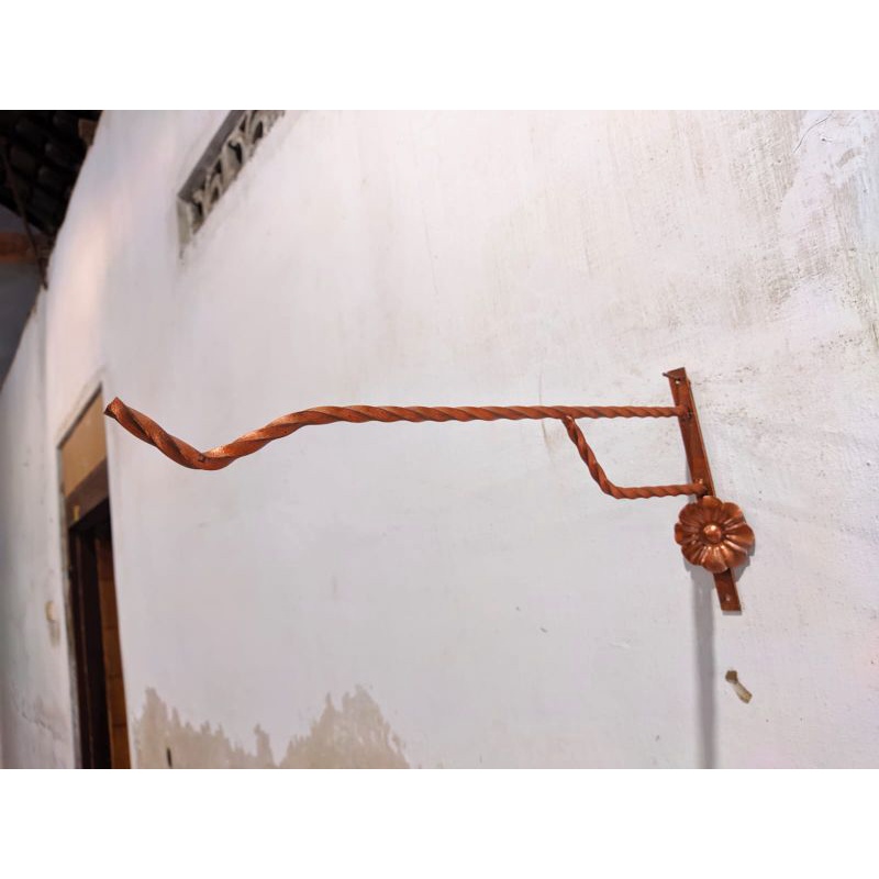 Gantungan Sangkar Burung Tempel Dinding