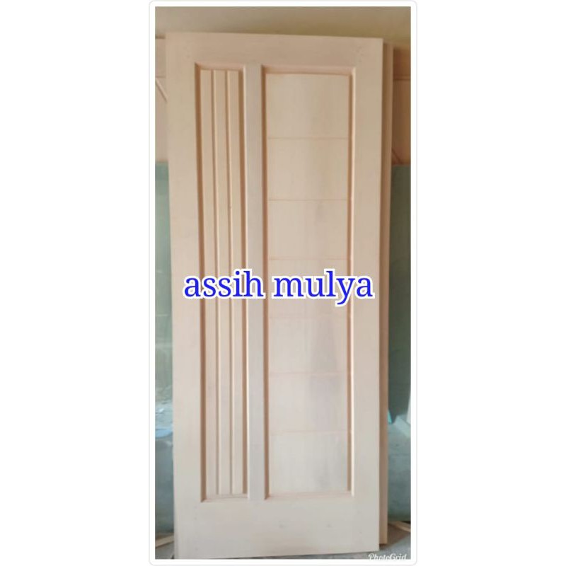 kusen dan pintu kamar