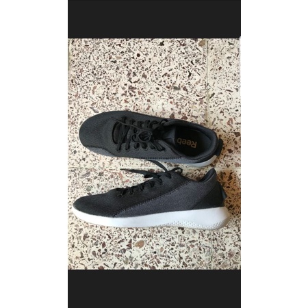 [PRELOVED] SEPATU REEBOK ORIGINAL 100%