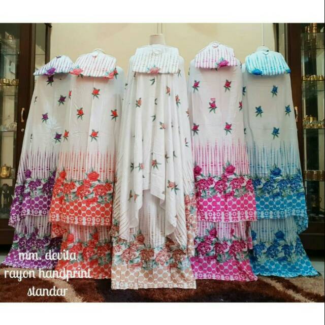 MUKENA BALI PUTIH MOTIF BUNGA