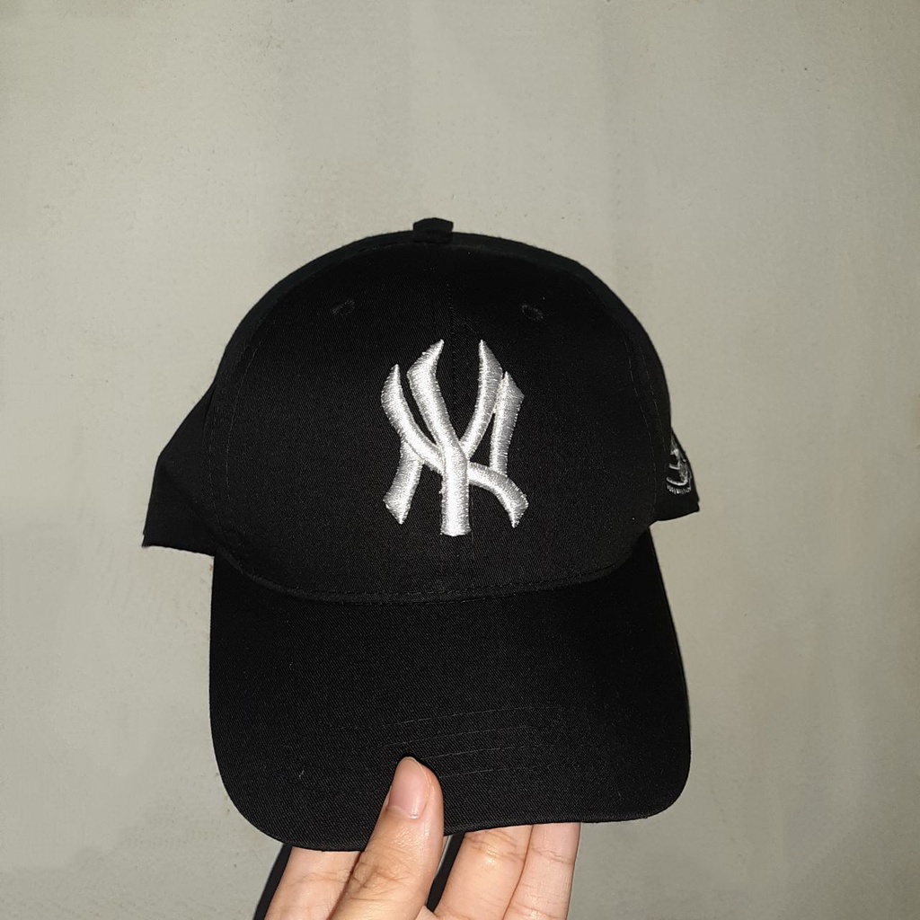 mlb cap / topi mlb look a like jaehyuk treasure, mark jaehyun nct, new the boyz