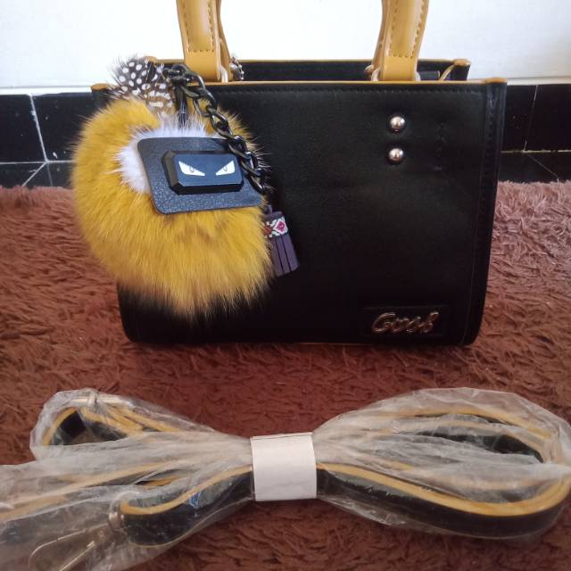 Gosh monster hitam like new