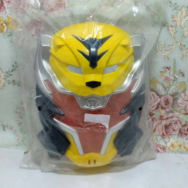 TOPENG KSATRIA BIMA ORIGINAL BANDAI