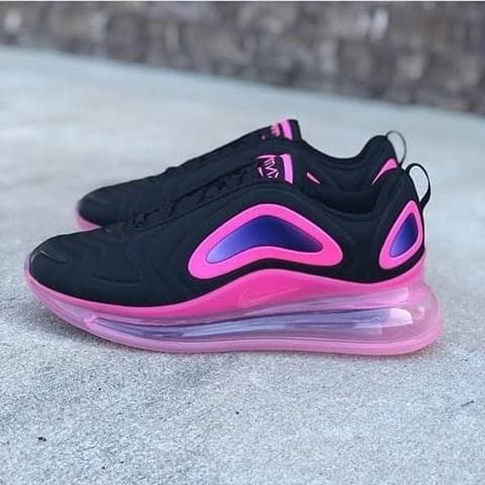 nike air max 720 black and pink