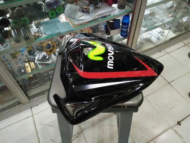 Topeng/kedok plus single seat R15 A COVER LAMPU YAMAHA R15 OLD V2 SINGLE SEAT R15 V2