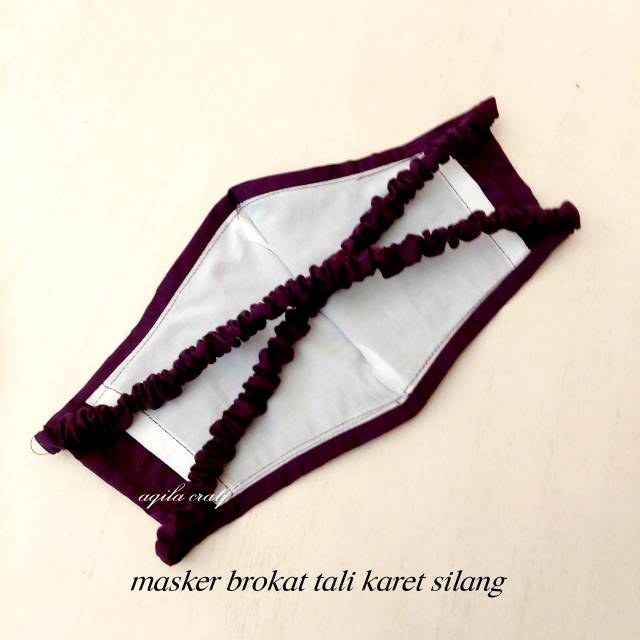 MASKER BROKAT KARET BUNGKUS