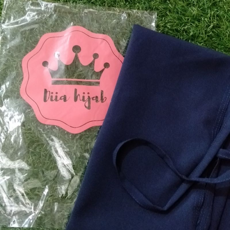 Jilbab Instan Hijab Bergo L Maryam Diamond Cantik Tali Belakang-Navy