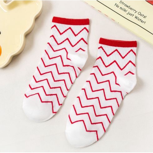 DF KK205 Kaos Kaki Wanita Motif Cherry Merah Kaos Kaki Pendek Socks Fashion Korean