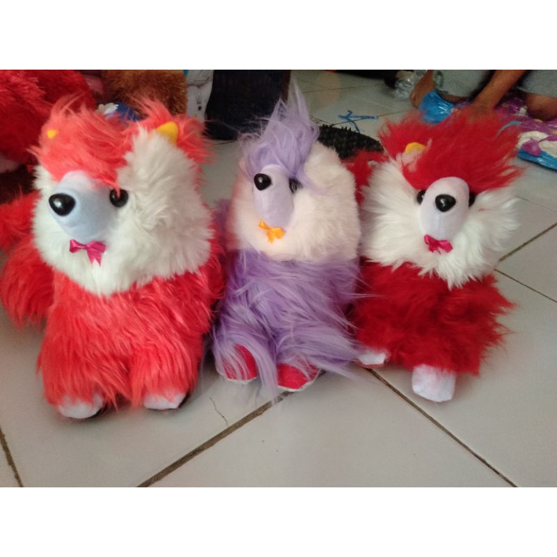 Boneka kucing bulu rasfur lembut